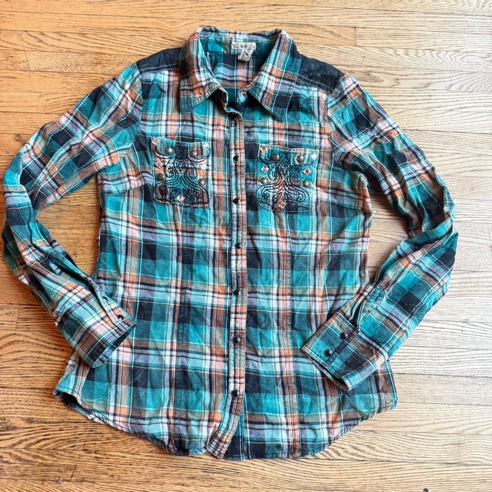 BKE Eased Plaid Pearl Snap Top Womens SMALL Green Flannel Western Studded Chore